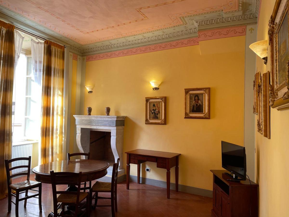 Antica Residenza Del Gallo Lucca Bagian luar foto