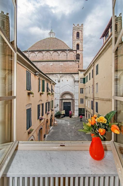 Antica Residenza Del Gallo Lucca Bagian luar foto